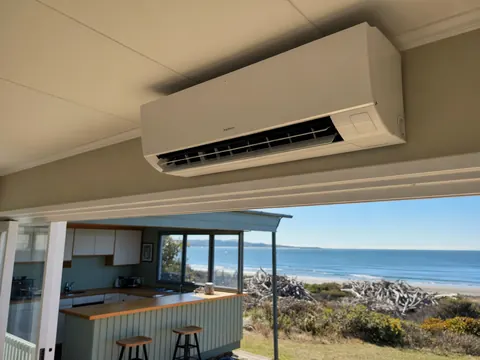 Illustration of the kind of work Dobsons Refrigeration & Electrical does