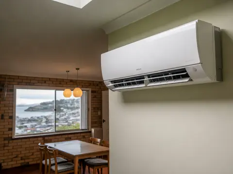 Illustration of the kind of work Somerset Air Conditioning does