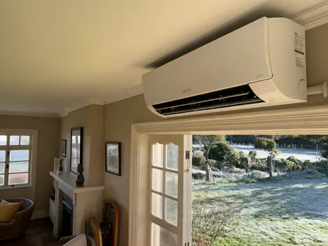Illustration of the kind of work Technicool Refrigeration and Air Conditioning Limited does